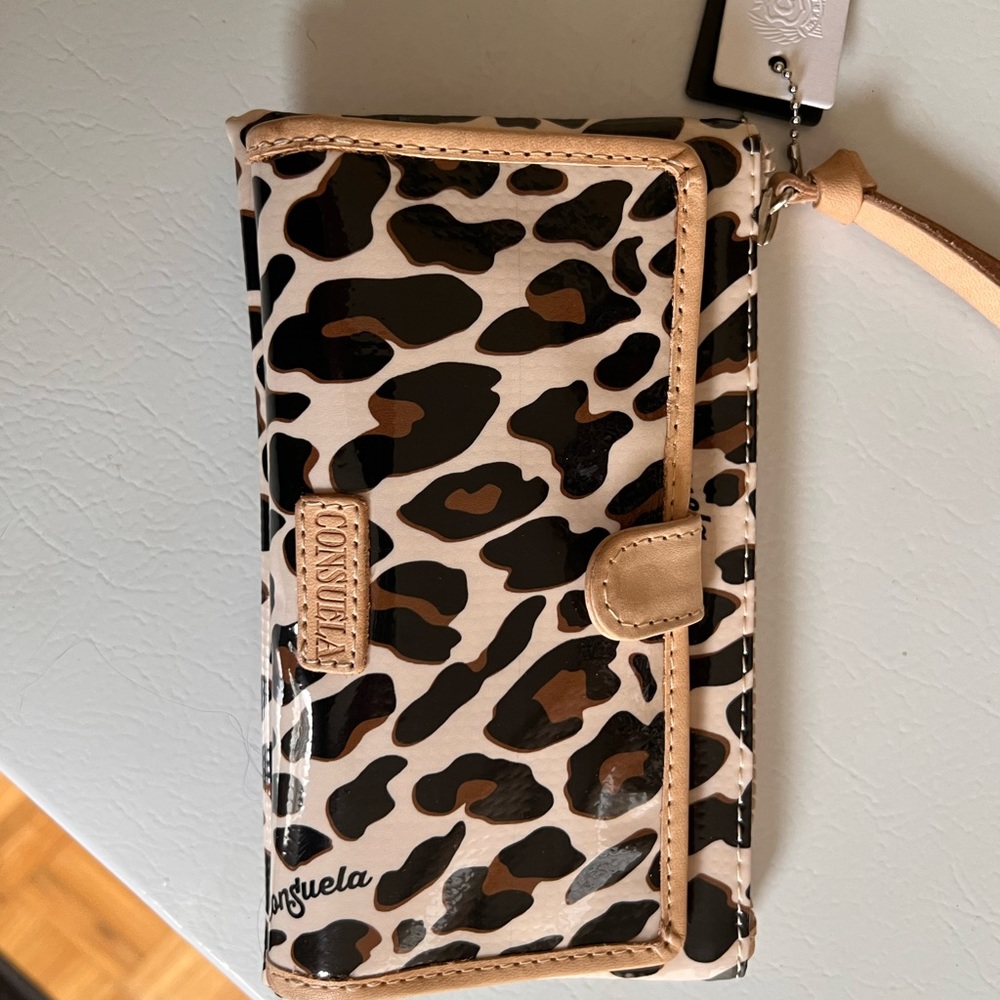Consuela wallet in fun cheetah print. NWT